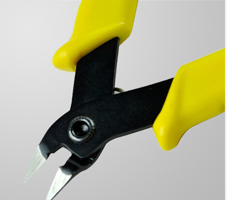 电讯水口钳004.jpg 电讯水口钳004.jpg