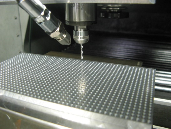 钻微孔.png 钻微孔.png