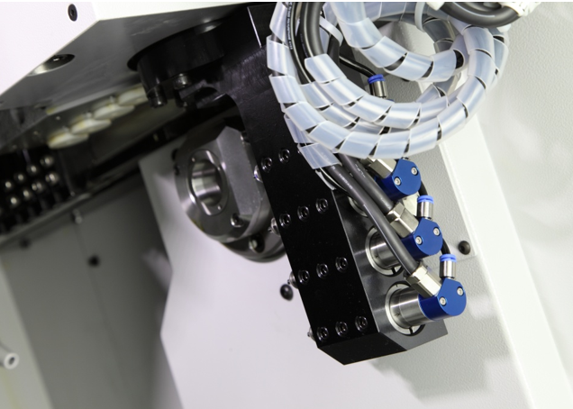 斯大走心机挂轴加装<a href='/zouxinjigaopinx.htm' class='keys' title='点击查看关于高频铣的相关信息' target='_blank'>高频铣</a>.png