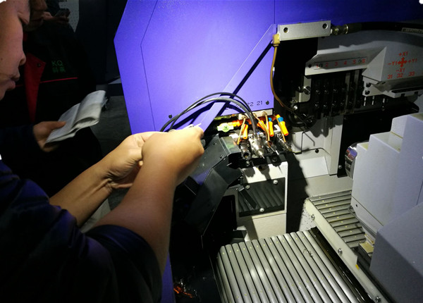 高精密主轴BM-322.jpg 高精密主轴BM-322.jpg