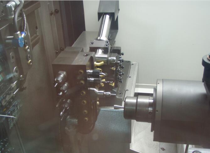 直角电主轴.jpg 直角电主轴.jpg