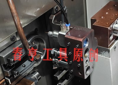 国产走心机_副本.jpg 国产走心机_副本.jpg